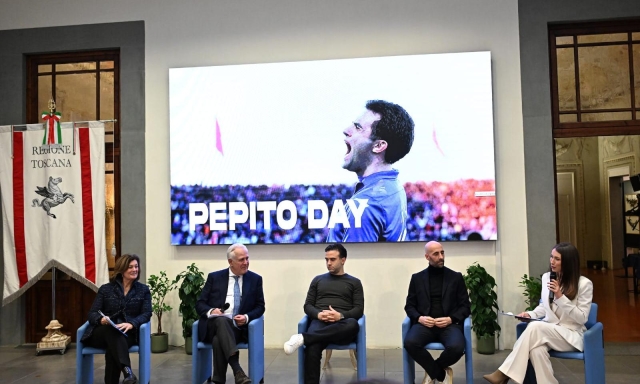 Toni, Cassano, Batistuta e... Quanti campioni all'addio al calcio di Pepito Rossi: "Firenze casa mia"