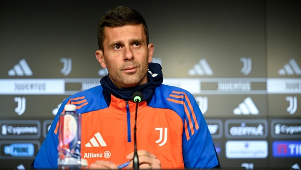 Thiago Motta: "Alla Juve tutti delusi, io il primo a fare autocritica. Vlahovic? Può giocare titolare... come tutti"