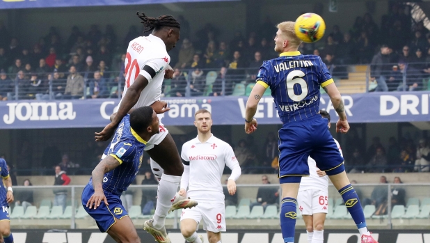 LIVE Verona-Fiorentina 0-0: Sarr da lontano, De Gea mette in angolo