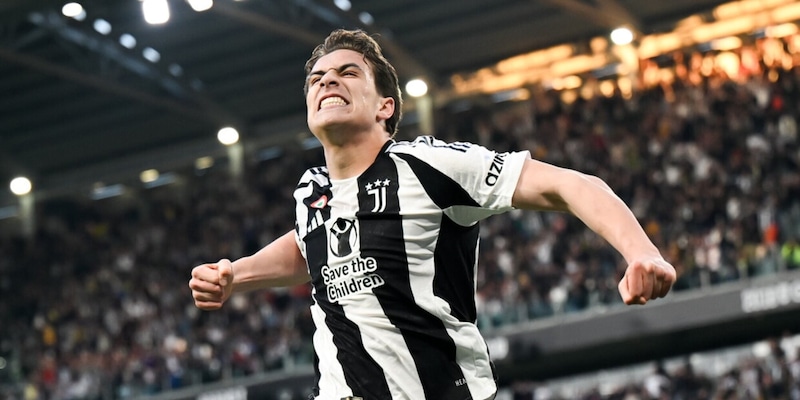 Yildiz primatista Juve: è record dopo il gol al Genoa. Come lui solo... 1 Yildiz primatista Juve: è record dopo il gol al Genoa. Come lui solo...