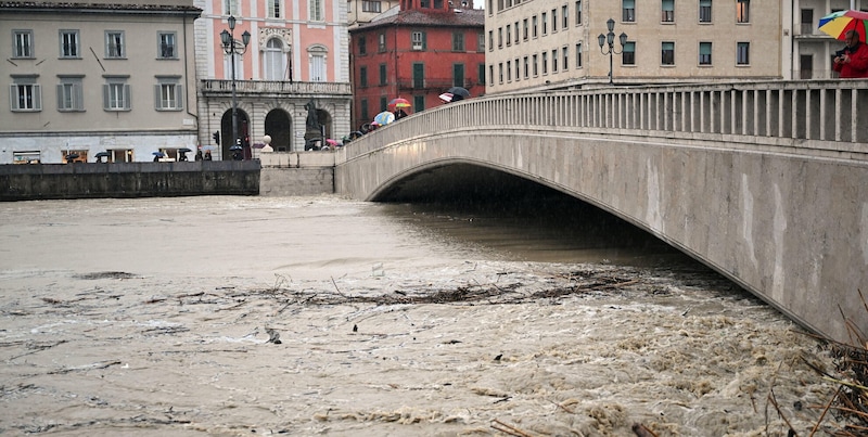 Allerta meteo in Toscana: Pisa-Mantova verso il rinvio