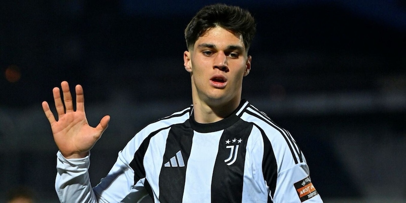 "Adzic mix tra Jugovic e Bellingham! Juve, sostienilo: il futuro è segnato" 1 "Adzic mix tra Jugovic e Bellingham! Juve, sostienilo: il futuro è segnato"