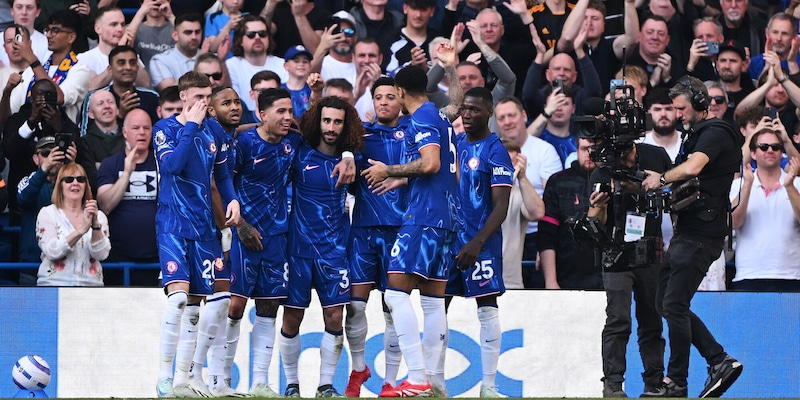 Premier League, il Chelsea vince e sorpassa il City: Cucurella stende il Leicester