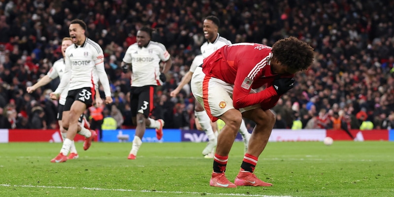 FA Cup, Manchester United 'tradito' da Zirkzee: il Fulham passa ai rigori. Il Brighton elimina il Newcastle