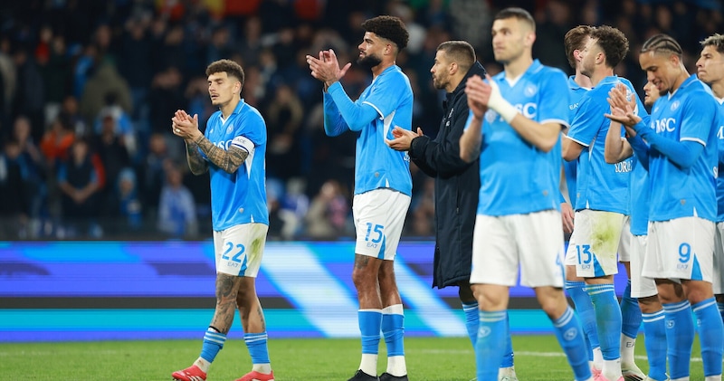 Napoli, cosa ci dicono i numeri clamorosi del secondo tempo contro l'Inter: il dominio di Conte 1 Napoli, cosa ci dicono i numeri clamorosi del secondo tempo contro l'Inter: il dominio di Conte