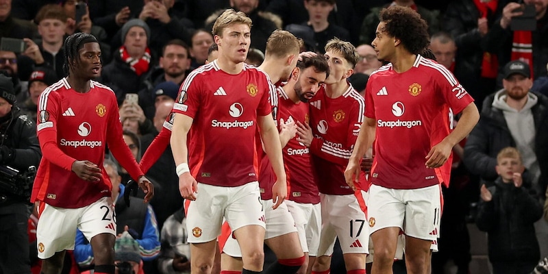 Passano Manchester United e Tottenham, fuori l'Ajax di Farioli