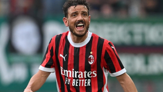 Milan, Florenzi: "Le critiche? Sono stati zitti quattro anni, ora tappiamoci le orecchie" 1 Milan, Florenzi: "Le critiche? Sono stati zitti quattro anni, ora tappiamoci le orecchie"
