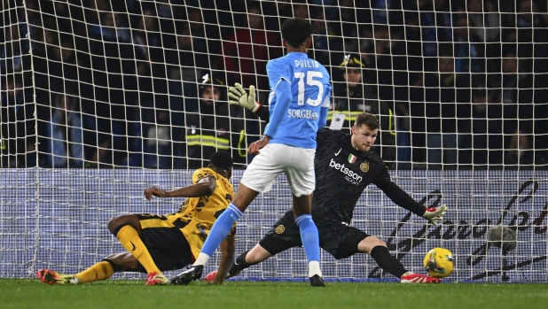 Napoli-Inter, le pagelle: Billing, il gol vale 6,5. Thuram stecca, 5