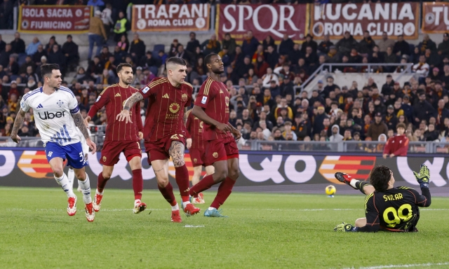 Como, non basta il primo tempo: Ranieri mette Saelemaekers e Dovbyk e la Roma la ribalta