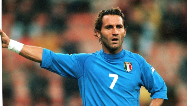 Di Livio: "Io, Soldatino grazie a Baggio. Ecco come e quanto insultai Byron Moreno" 1 Di Livio: "Io, Soldatino grazie a Baggio. Ecco come e quanto insultai Byron Moreno"