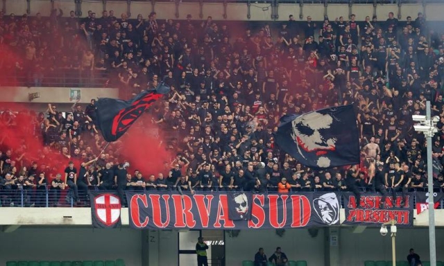 Lucci: "Non ho mai fatto soldi con la curva. Andavo a casa di Berlusconi a parlare di calcio" 1 Lucci: "Non ho mai fatto soldi con la curva. Andavo a casa di Berlusconi a parlare di calcio"