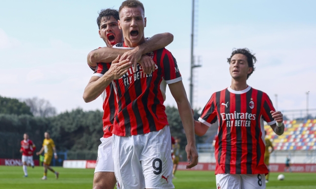Camarda-gol e il Milan Futuro torna a vincere. Successi per Feralpisalò, Crotone e Messina 1 Camarda-gol e il Milan Futuro torna a vincere. Successi per Feralpisalò, Crotone e Messina