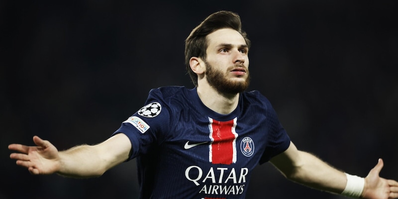 Kvaratskhelia sogna la Champions: "Psg fa paura". Sull'addio al Napoli... 1 Kvaratskhelia sogna la Champions: "Psg fa paura". Sull'addio al Napoli...