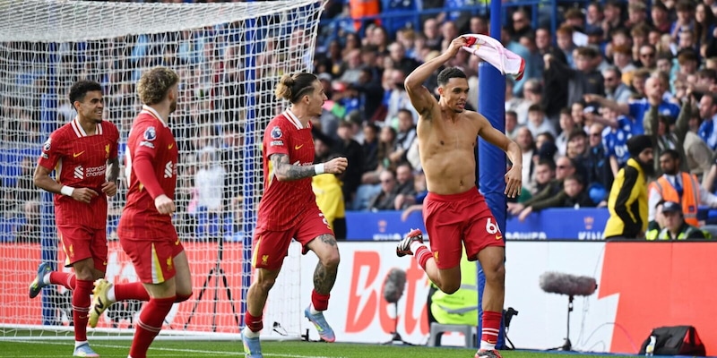 Premier League: il Liverpool vince ma l'Arsenal rinvia la festa. United ko 1 Premier League: il Liverpool vince ma l'Arsenal rinvia la festa. United ko