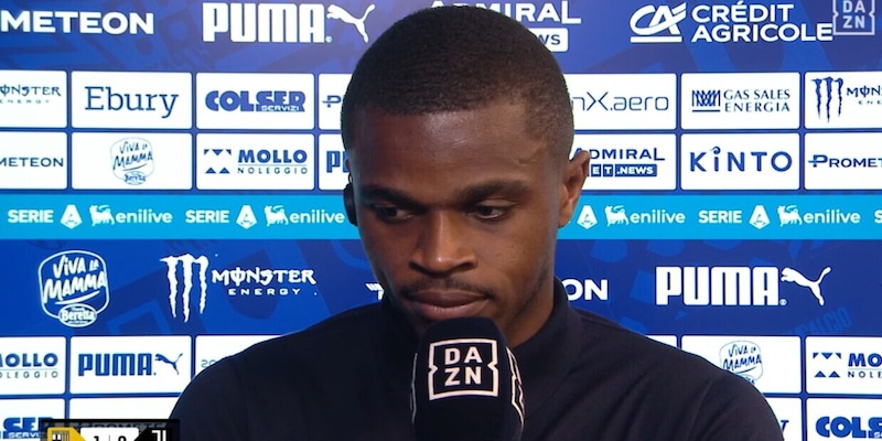 Kalulu spiega perché la Juve prende gol di testa in continuazione: "C'è un motivo" 1 Kalulu spiega perché la Juve prende gol di testa in continuazione: "C'è un motivo"