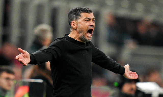 Conceiçao: "Pensiamo a battere l'Inter. Gimenez? All'inizio è dura, mi chiamavano pippa i primi tempi..."