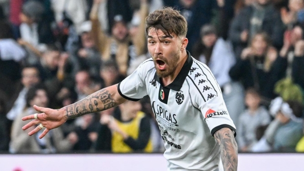 Wisniewski re degli autogol. L'ultimo a riuscire nell'impresa? Calori trent'anni fa! 1 Wisniewski re degli autogol. L'ultimo a riuscire nell'impresa? Calori trent'anni fa!