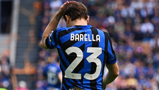 Il retroscena di Inter-Roma: Pisilli chiede la maglia a Barella e lui... 1 Il retroscena di Inter-Roma: Pisilli chiede la maglia a Barella e lui...