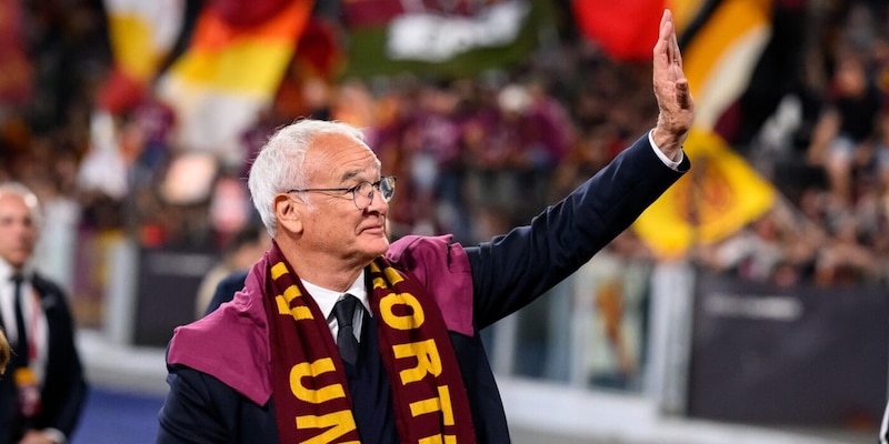 Ranieri, corsa Champions e futuro Roma: "Da tifoso non me lo perdonerei" 16 Ranieri, corsa Champions e futuro Roma: "Da tifoso non me lo perdonerei"