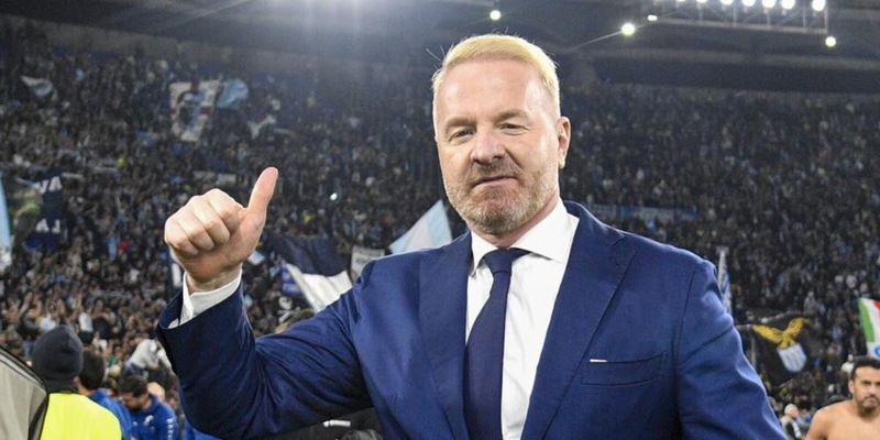 Milan, con l'arrivo di Tare sfuma Sarri: le ipotesi per la panchina 15 Milan, con l'arrivo di Tare sfuma Sarri: le ipotesi per la panchina