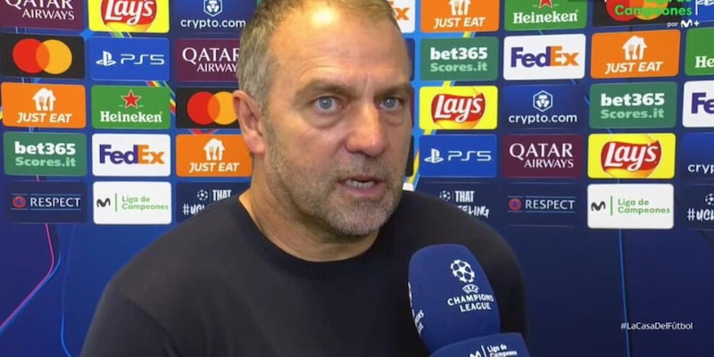 Rabbia Flick in conferenza, la frase che attacca l'arbitro Marciniak: "Quando doveva decidere..." 15 Rabbia Flick in conferenza, la frase che attacca l'arbitro Marciniak: "Quando doveva decidere..."