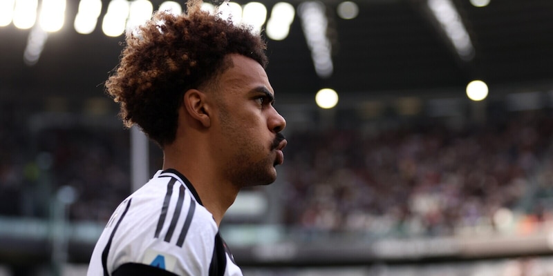 Veiga lo paga… Huijsen: Juve e Chelsea a colloquio, proposto un attaccante 1 Veiga lo paga… Huijsen: Juve e Chelsea a colloquio, proposto un attaccante