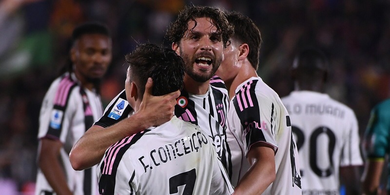 Juve, dal pigiama alla scelta. E se è quella lì sarebbe una svolta drastica 1 Juve, dal pigiama alla scelta. E se è quella lì sarebbe una svolta drastica
