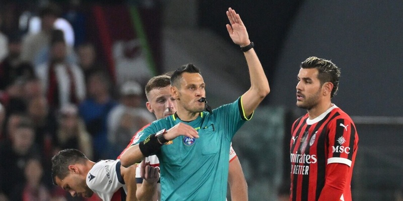 Moviola Milan-Bologna: Beukema peggio di Kalulu ma non espulso 1 Moviola Milan-Bologna: Beukema peggio di Kalulu ma non espulso
