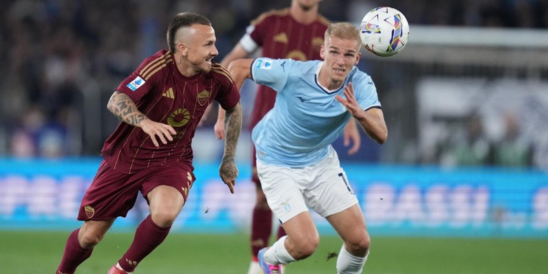 Roma-Lazio, e non solo: l'Europa è tutta in ballo. Ecco gli incroci in 90' di fuoco 12 Roma-Lazio, e non solo: l'Europa è tutta in ballo. Ecco gli incroci in 90' di fuoco
