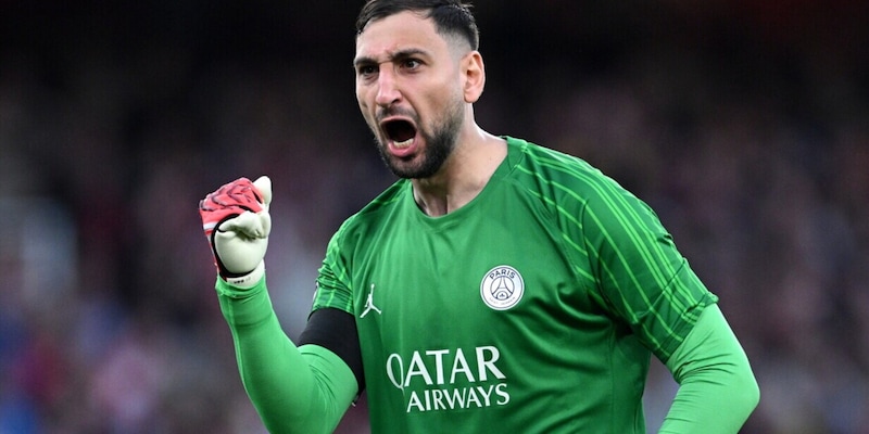 Super Donnarumma, tutta Parigi è ai piedi di Gigio: critici e detrattori ammutoliti 15 Super Donnarumma, tutta Parigi è ai piedi di Gigio: critici e detrattori ammutoliti