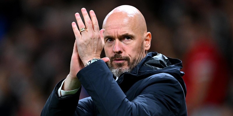 Bayer Leverkusen, ten Hag è il nuovo allenatore: il comunicato ufficiale