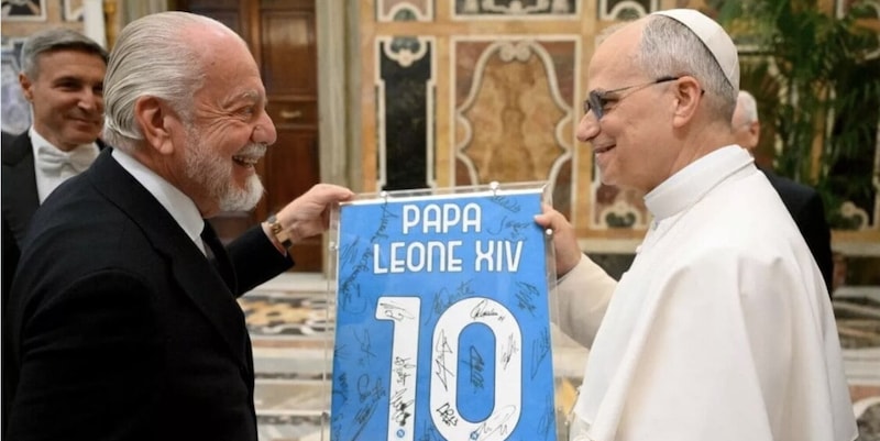 Papa Leone XIV accoglie il Napoli: "Dicono che sono romanista, ma..."