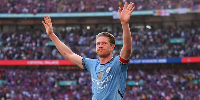 De Bruyne: "Voglio giocare ad alti livelli, sto parlando con alcuni club" 14 De Bruyne: "Voglio giocare ad alti livelli, sto parlando con alcuni club"