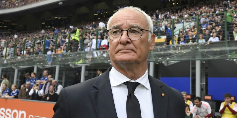 Roma, i convocati di Ranieri per la sfida alla Fiorentina: la lista completa 16 Roma, i convocati di Ranieri per la sfida alla Fiorentina: la lista completa