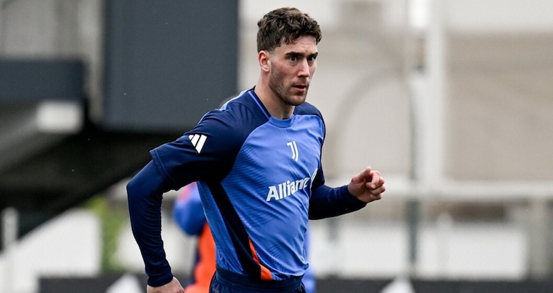 Vlahovic e Koopmeiners, novità per Lazio-Juventus dopo l'allenamento
  Vlahovic e Koopmeiners, novità per Lazio-Juventus dopo l'allenamento
 