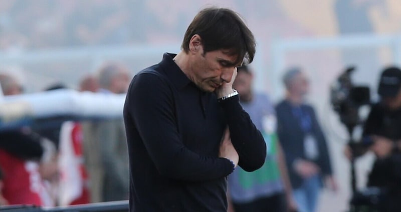 Napoli in emergenza, Conte perde un titolarissimo: i tempi di recupero 1 Napoli in emergenza, Conte perde un titolarissimo: i tempi di recupero