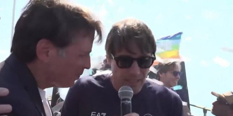 Conte resta al Napoli? Le parole sul futuro sono forti: "Qui c'è qualcosa che non esiste altrove" 1 Conte resta al Napoli? Le parole sul futuro sono forti: "Qui c'è qualcosa che non esiste altrove"