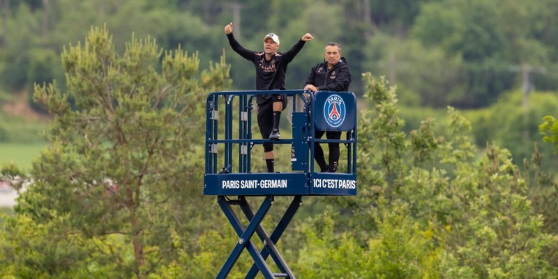 Luis Enrique e l'allenamento del PSG visto dalla gru a 6 metri: c'è un motivo ben preciso 16 Luis Enrique e l'allenamento del PSG visto dalla gru a 6 metri: c'è un motivo ben preciso