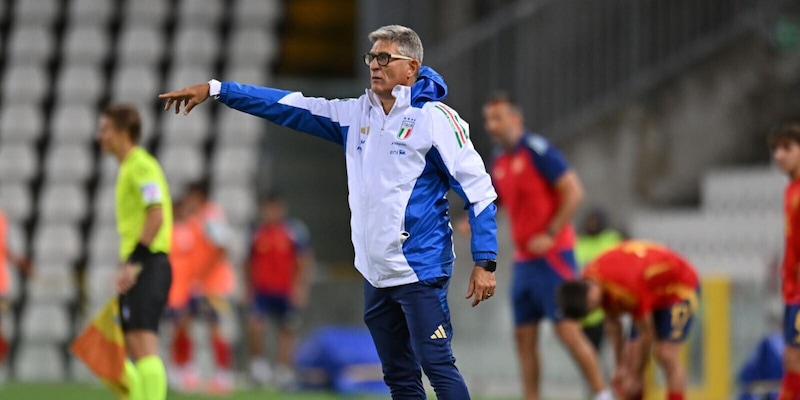 Italia Under 17, il ct Favo: "Portogallo avversario temibile. Vogliamo la finale dell'Europeo" 15 Italia Under 17, il ct Favo: "Portogallo avversario temibile. Vogliamo la finale dell'Europeo"