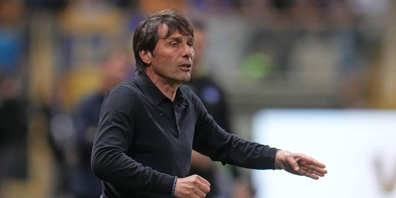Scudetto al Napoli se...: tutte le combinazioni per il titolo a Conte. Ma c'è ancora l'ipotesi spareggio con l'Inter 14 Scudetto al Napoli se...: tutte le combinazioni per il titolo a Conte. Ma c'è ancora l'ipotesi spareggio con l'Inter