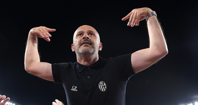 Italiano: "Bologna prestazione incredibile e vittoria meritata." Poi la dedica speciale 1 Italiano: "Bologna prestazione incredibile e vittoria meritata." Poi la dedica speciale