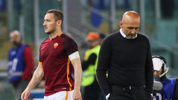 Spalletti: "La Roma mi ha lasciato solo nella vicenda Totti. Ilary? Una piccola donna” 15 Spalletti: "La Roma mi ha lasciato solo nella vicenda Totti. Ilary? Una piccola donna”