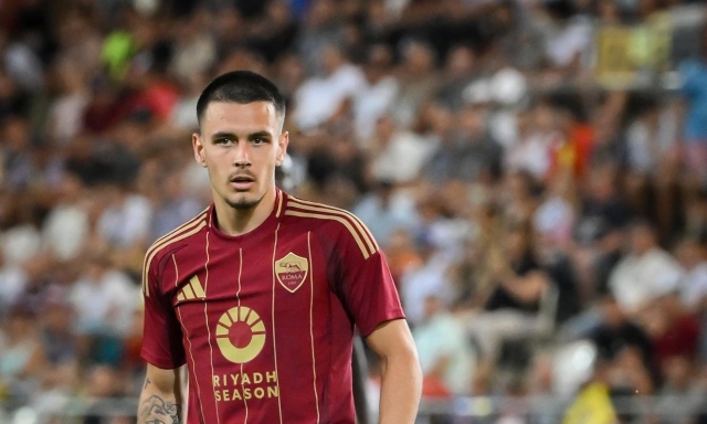 Roma, Le Fèe porta soldi: sale in Premier col Sunderland, il riscatto vale più di 20 milioni 1 Roma, Le Fèe porta soldi: sale in Premier col Sunderland, il riscatto vale più di 20 milioni