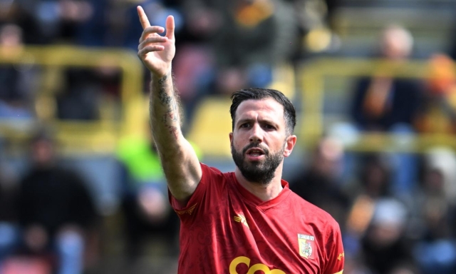 Shpendi sbaglia, Iemmello no. Il Catanzaro batte il Cesena 1-0 e va in semifinale playoff