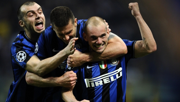 Sneijder: "Inter, questa non è Istanbul: sei più forte. Nel 2010 Mou diede un foglio a Materazzi..." 1 Sneijder: "Inter, questa non è Istanbul: sei più forte. Nel 2010 Mou diede un foglio a Materazzi..."