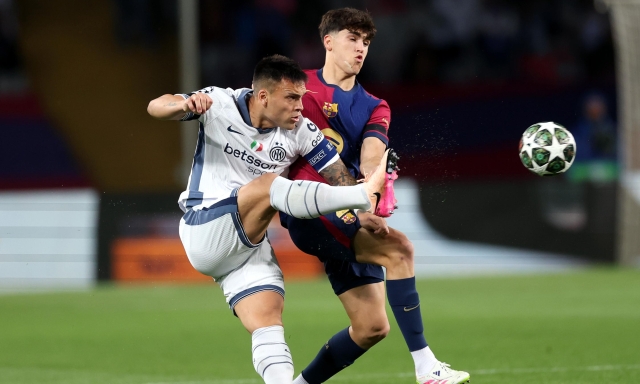 Inter, serve un miracolo per avere Lautaro contro il Barcellona. Pavard spera 15 Inter, serve un miracolo per avere Lautaro contro il Barcellona. Pavard spera