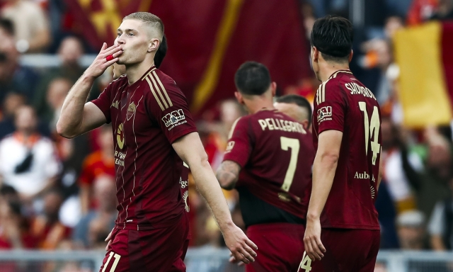 Roma da sballo, Fiorentina ko: aspettando Bologna-Juve, Dovbyk trascina Ranieri al 4° posto 1 Roma da sballo, Fiorentina ko: aspettando Bologna-Juve, Dovbyk trascina Ranieri al 4° posto