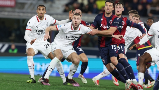 Alle 20.45 Milan-Bologna: si rivede Joao Felix dall'inizio, Italiano con Dallinga
