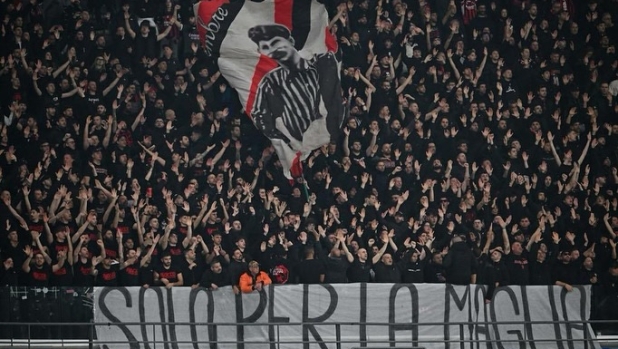 Attentato a Milano: gli spari sull'auto, la fuga. Così si è salvato l'ultras del Milan e socio di Lucci