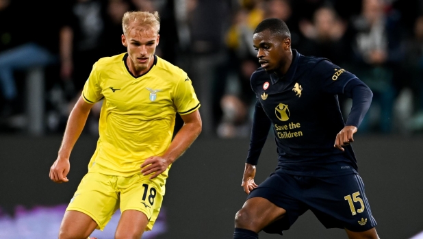 LIVE Alle 18 Lazio-Juve: dubbio tra Dia e Dele-Bashiru. Tudor con Kolo e Nico davanti 14 LIVE Alle 18 Lazio-Juve: dubbio tra Dia e Dele-Bashiru. Tudor con Kolo e Nico davanti